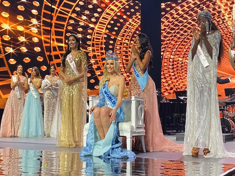 Tan Hoa hau The gioi dep nhu “bup be Barbie”, ai cung me dam