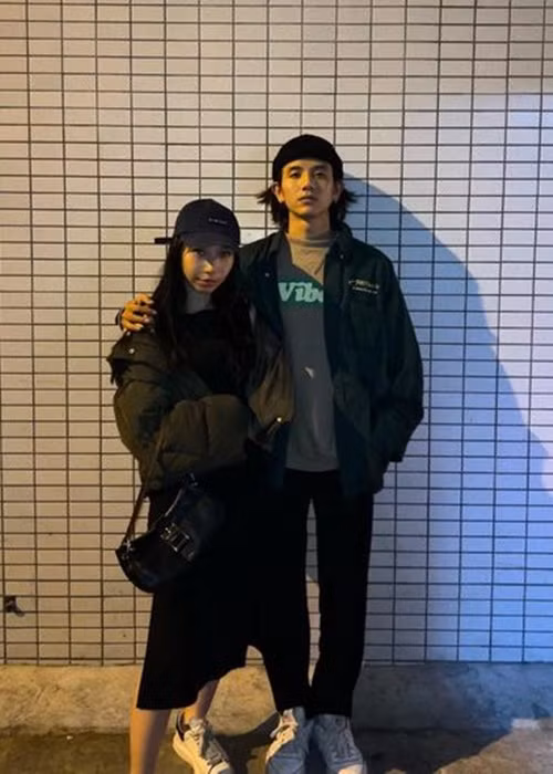 Một số cư dân mạng đặt nghi vấn Mỹ Anh công khai bạn trai.