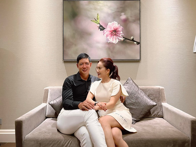 Nhờ có sự đồng cảm, chia sẻ và thấu hiểu, cặp đôi vượt qua mọi tin đồn.