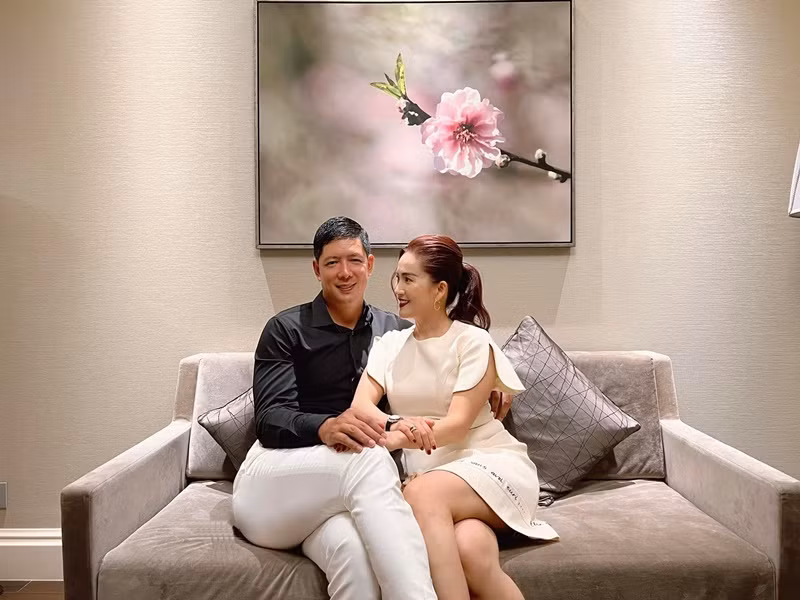 Nhờ có sự đồng cảm, chia sẻ và thấu hiểu, cặp đôi vượt qua mọi tin đồn.