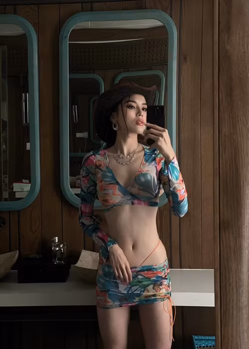 Body nong bong mat cua Hoa hau Ky Duyen... fan nao cung phai khen