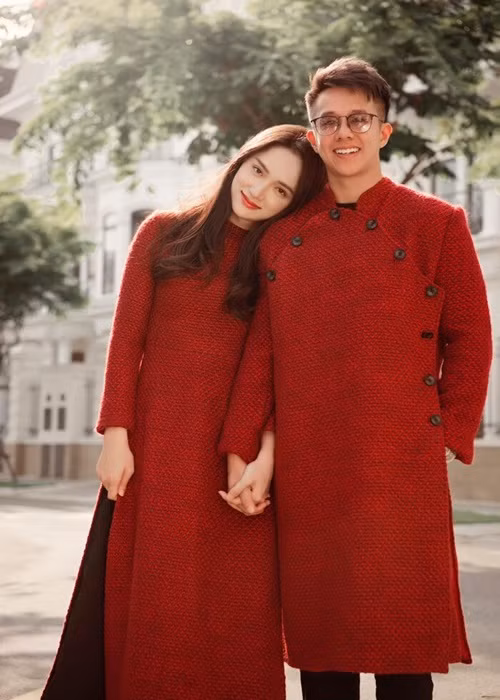 Những khoảnh khắc ngọt lịm của cặp đôi khiến bao người phải ghen tỵ. Ảnh: FBNV