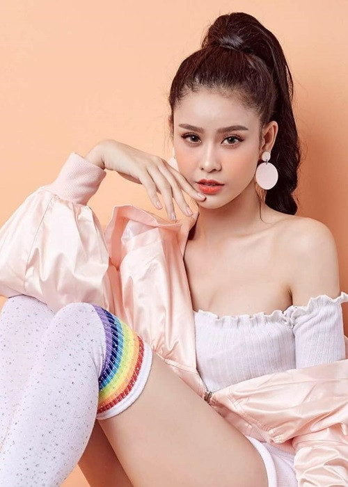 Trương Quỳnh Anh sở hữu gương mặt xinh đẹp cùng vóc dáng nuột nà. Ảnh: FBNV