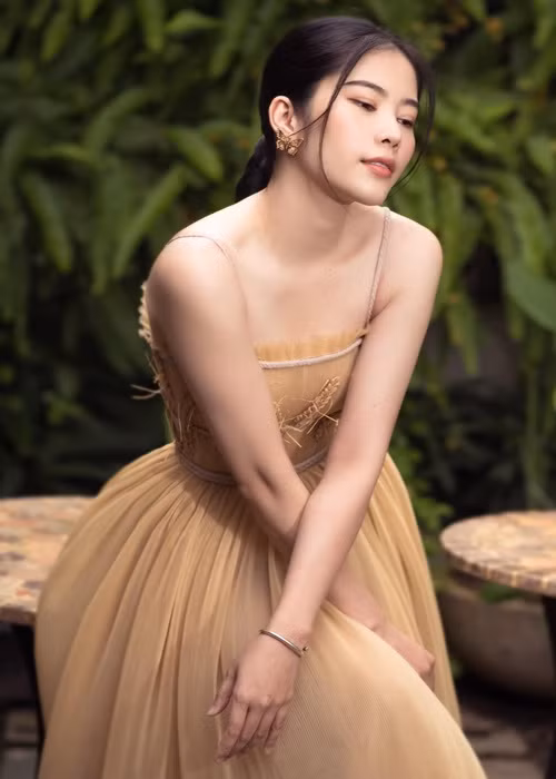 Đến với Hoa hậu Thế giới Việt Nam 2022, Nam Em tâm sự rằng ở tuổi 26, cô muốn phá bỏ những giới hạn của bản thân, những định kiến, quy chuẩn trước đó.