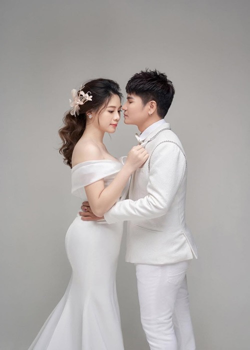 Bà xã của Lương Gia Huy sở hữu nhan sắc xinh đẹp như hot girl. Ảnh: Vietnamnet