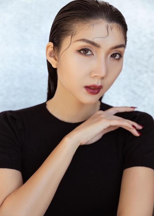 “Chỉ tiếc là tôi đã sống quá phụ thuộc nên đánh mất chính mình và cũng làm hỏng hạnh phúc của cả hai. Tới bây giờ, tuy chưa thể quay lại mối quan hệ bình thường nhưng tôi thực lòng mong anh ấy sẽ hạnh phúc, bình an", Ngọc Quyên từng trải lòng.