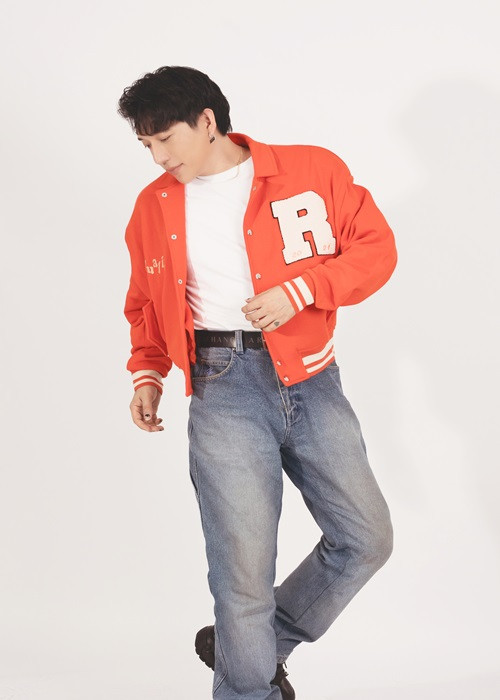 Trong chương trình, Châu Đăng Khoa còn hé lộ về mối quan hệ với ca sĩ Orange sau ồn ào, đấu tố hồi năm 2020.