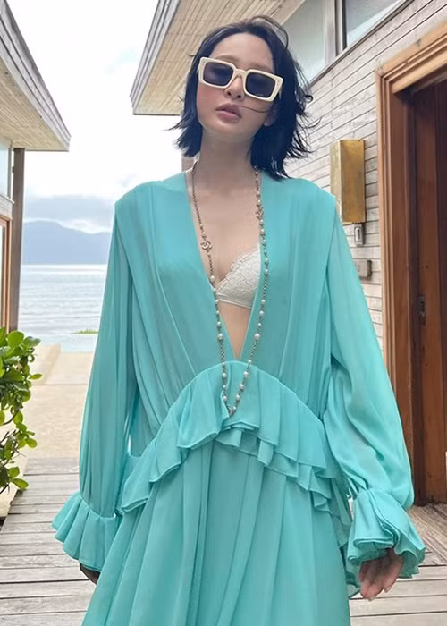 Vẻ ngoài của Hiền Hồ "đốn gục" cánh mày râu. Theo Bùi Anh Tuấn, nữ ca sĩ mặc gì cũng đẹp. Ảnh: Sức khỏe và đời sống