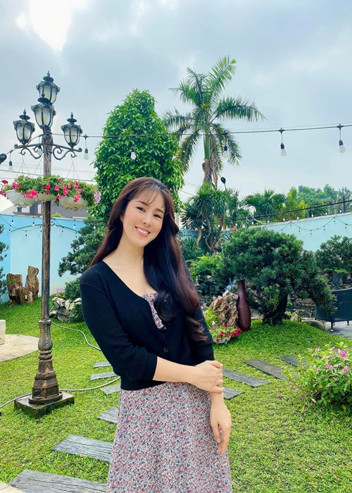 Lê Phương quyết tâm giảm cân bằng tập luyện và ăn uống. Cuối cùng, bà mẹ hai con giảm được gần 30 kg. Ảnh: FBNV