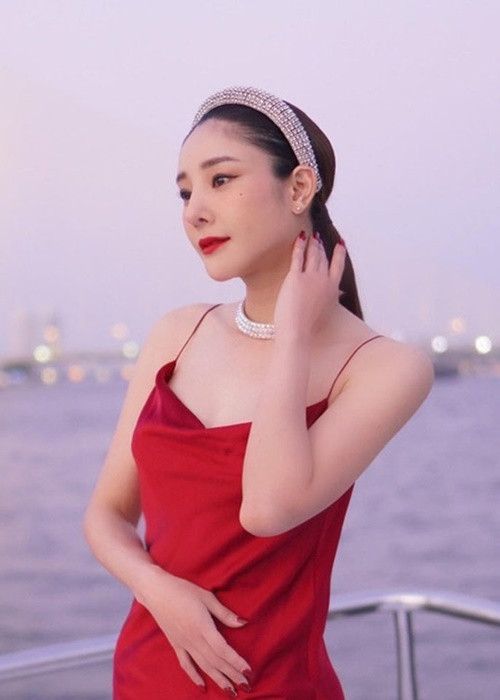 Tangmo Pattaratida sinh năm 1984, là diễn viên kiêm ca sĩ, người mẫu Thái Lan. Cô từng tham gia bộ phim đình đám “Chiếc lá cuốn bay”. Ảnh: Vietnamnet