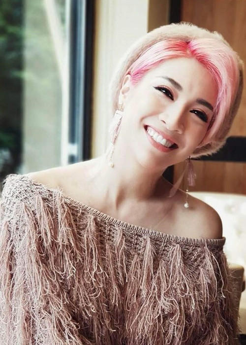 Về mối tình với nhà quay phim, Pha Lê không công khai danh tính nửa kia. Ảnh: FBNV