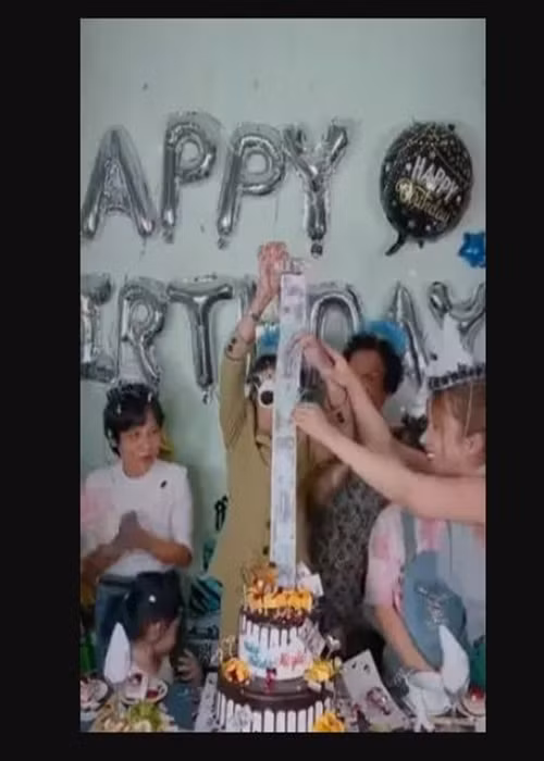 Youtuber 'Ba Nhan JP' tiet lo cong viec chinh, kiem tien ty o Nhat-Hinh-3