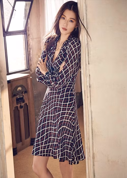 Sau khi kết hôn, nữ diễn viên phim "Vì sao đưa anh tới" ngày càng đẹp mặn mà. Ảnh: VTV