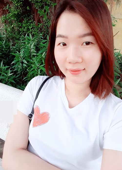 Thúy Kiều ngày càng sành điệu. Cô chăm chút từ làn da, trang phục đến trang điểm.