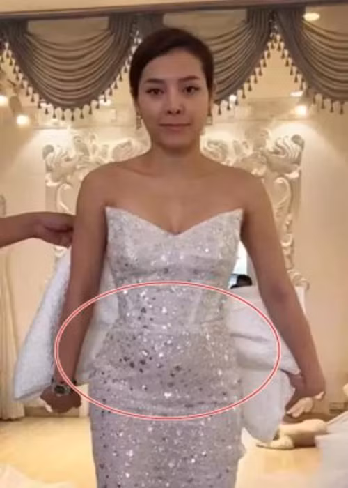 Gần đây, do liên tục để lộ vòng 2 lùm lùm, Phương Trinh Jolie bị nghi cưới chạy bầu. Ảnh: Vietnamnet