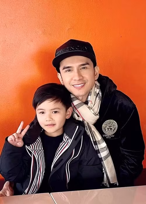 Đan Trường không chia sẻ về chuyện tình cảm sau 1 năm ly hôn. Ảnh: FBNV