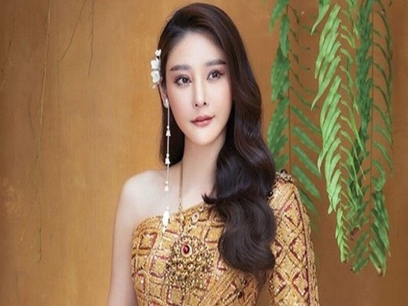 Mới đây, một số cư dân mạng lan truyền hình ảnh thi thể lộ mặt của Tangmo khiến dư luận bức xúc. Hiện tại, nhiều khán giả mong cái chết của nữ diễn viên sẽ sớm được làm sáng tỏ. Ảnh: Thể thao văn hóa