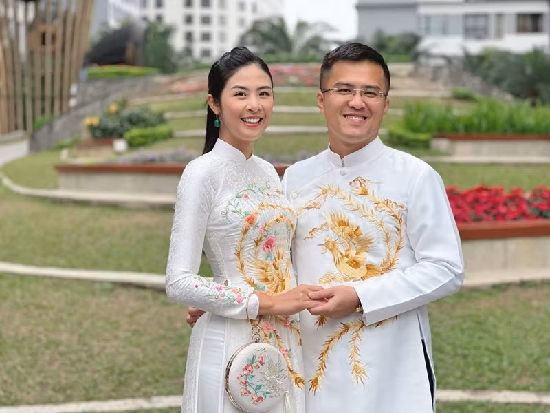 Trong một cuộc phỏng vấn cuối năm 2021, Ngọc Hân cho biết, cô tính toán về một đám cưới năm 2022 có quy mô nhỏ nhưng ấm cúng với những người bạn thật sự thân thiết, để tất cả mọi người có thể coi đấy là một dịp gặp lại, hội ngộ.