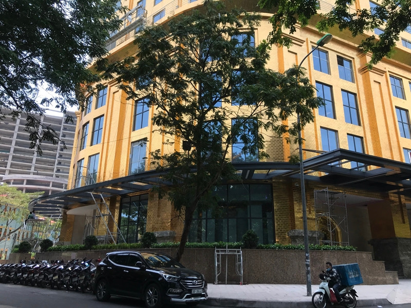 Dự án này được chủ đầu tư xây dựng theo phong cách kiến trúc hiện đại, bao gồm tổ hợp Trung tâm Thương mại và khu căn hộ cao cấp, căn hộ khách sạn.