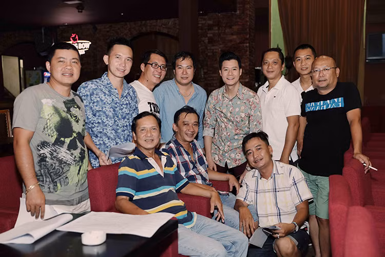 Quang Dung say sua tap luyen cung ban nhac cho liveshow-Hinh-7