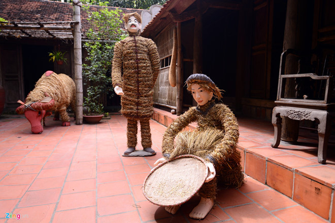 Đường Lâm trở thành làng cổ đầu tiên ở Việt Nam được Nhà nước công nhận Di tích lịch sử văn hóa quốc gia ngày 19.5.2006. Làng Đường Lâm hiện có diện tích 7,87 km, dân số năm 1999 là 8.329 người.