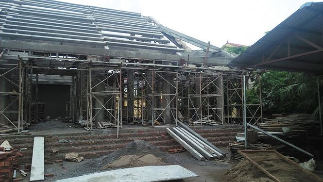 Ngôi đình 300 tuổi hiện đã được biến thành... 1 tuổi với bê tông cốt thép.