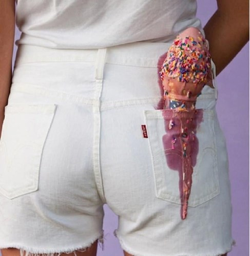 Ở Alabama, luật pháp cấm để cây kem ốc quế trong túi sau quần. Đây là một trong những điều luật kỳ lạ nhất tồn tại ở nước Mỹ.