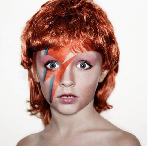 Ở Texas, luật cấm để kiểu tóc bất thường.