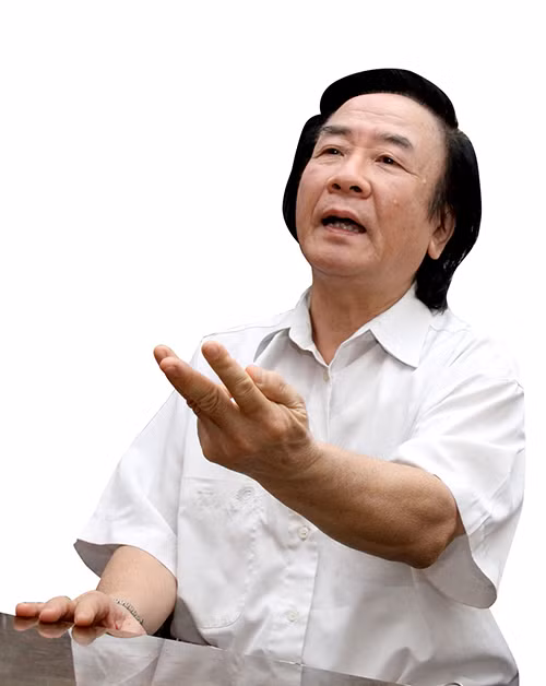 Viec mua 13 doan tau cua TQ: Tot hay khong la do minh