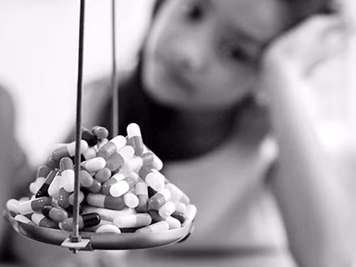 Mẹ ham bổ sung vitamin D, con bệnh nặng Me ham bo sung vitamin D, con benh nang