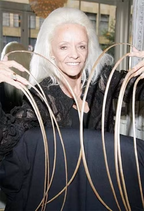 Mong tay quy va nhung bo toc va mong ky di-Hinh-3