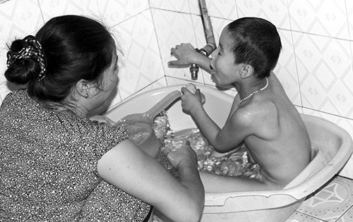 Tam bang nuoc la cho con loi hai the nao?