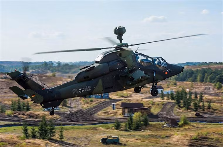 Hiện tại Bundeswehr đang sở hữu khoảng 48 chiếc Eurocopter Tiger trong đó 40 chiếc trong tình trạng sẵn sàng chiến đấu và 8 chiếc còn lại phục vụ huấn luyện và dự bị thay thế. Nguồn ảnh: QQ.