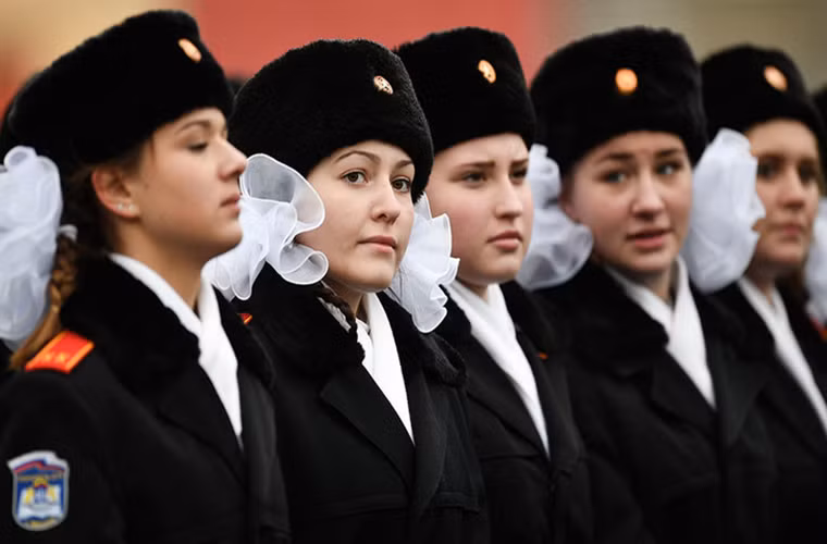 Trong khối diễu binh còn có các chiến sĩ, sĩ quan và học viên các trường quân sự đóng quân tại Moscow. Nguồn ảnh: RT.