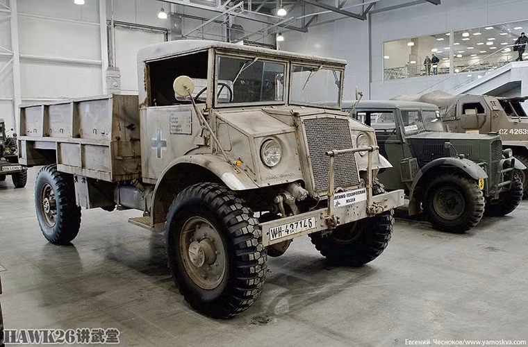 Trong ảnh là dòng xe tải quân sự Ford F60L của Quân đội Canada. Nó được quân Đức trưng dụng tại Mặt trận Bắc Phi trong năm 1943 và sau đó thuộc về Hồng quân Liên Xô trong chiến dịch Berlin. Nguồn ảnh: QQ.