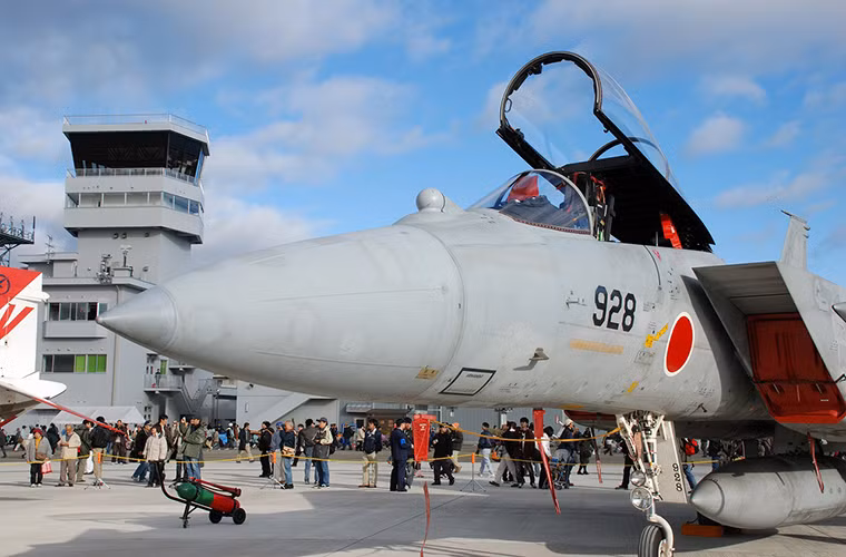 Tạp chí hàng không Flight Global dẫn lời Jim Armington - người đứng đầu bộ phận phát triển công nghệ quân sự của Boeing tại Nhật Bản cho biết, tập đoàn này tin rằng việc hiện đại hóa tiêm kích F-15J sẽ giúp lực lượng Phòng vệ trên không Nhật Bản (JASDF) giành được ưu thế trên không trước các đối thủ tiềm năng hiện tại. Bên cạnh đó cũng tăng vòng đời hoạt động của dòng chiến đấu cơ này.