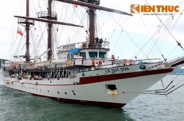 Tàu buồm Lê Quý Đôn hiện đại nhất Việt Nam dùng cho nhiệm vụ huấn luyện đường dài. Con tàu đã chứng minh sức mạnh bằng cách vượt qua chặng đường dài hơn 20.000 hải lý từ Ba Lan về Việt Nam.