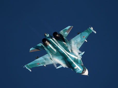 Được biết, máy bay ném bom Su-34 đã hai lần vượt qua các cuộc thử lửa: lần đầu tiên tham gia chiến trường trong cuộc xung đột với Gruzia để buộc Gruzia phải ngồi vào bàn đàm phán hòa bình (năm 2008), và hiện nay - trong các hoạt động chống khủng bố của Không quân-vũ trụ Nga Nga ở Syria. Nguồn ảnh: Zvezda