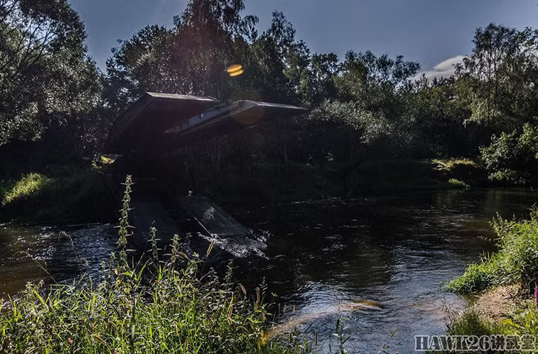 Sư đoàn bộ binh số 3 là một trong những đơn vị lục quân lâu đời của Quân đội Mỹ được thành lập từ năm 1917 trong Chiến tranh Thế giới thứ 1 và hoạt động cho tới tận ngày nay. Sư đoàn này xuất hiện trong hầu hết các cuộc chiến có Quân đội Mỹ tham gia từ đại chiến thế giới cho tới Chiến tranh Iraq 2003.