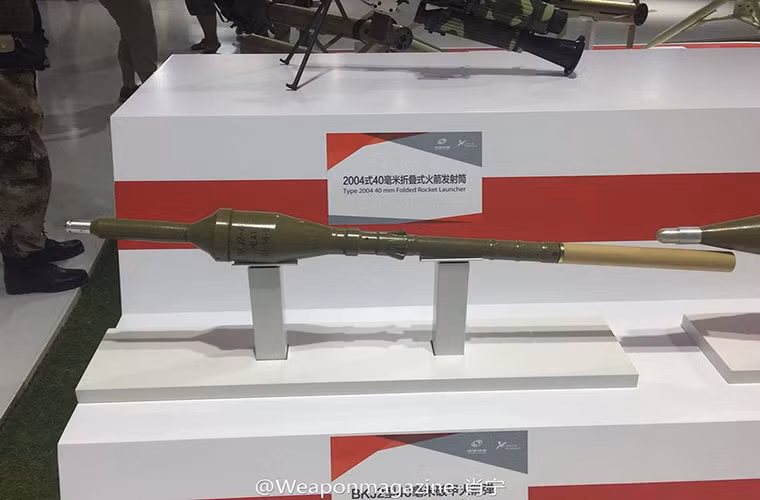 Bên cạnh Type 69-1 và Type 2004, Norinco còn giới thiệu đến khách tham quan một loạt các loại đạn dành cho dòng súng chống tăng này như đạn xuyên giáp BJ2K với đầu đạn nổ lõm dùng chống lại các loại xe tăng và xe bọc thép. Nguồn ảnh: QQ.
