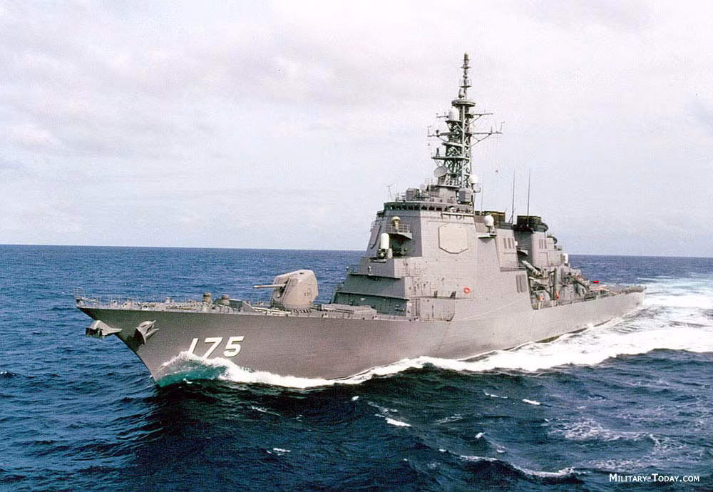  Số 7: Kongo, Nhật Bản. Đây là lớp tàu chiến duy nhất ở châu Á có khả năng phòng thủ tên lửa đạn đạo. 4 tàu khu trục lớp Kongo là một phần trong chương trình phòng thủ tên lửa Aegis BMD của Mỹ triển khai ở châu Á.