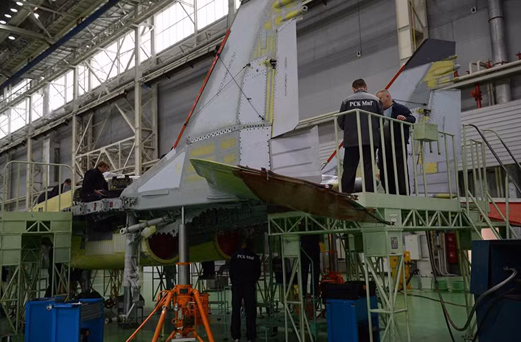 Tiêm kích đa năng MiG-35 còn được xem là biến thể hiện đại hóa của MiG-29 dù vậy chúng vẫn có những điểm khác biệt rõ rệt. Nguồn ảnh: Dmitry Rogozin.