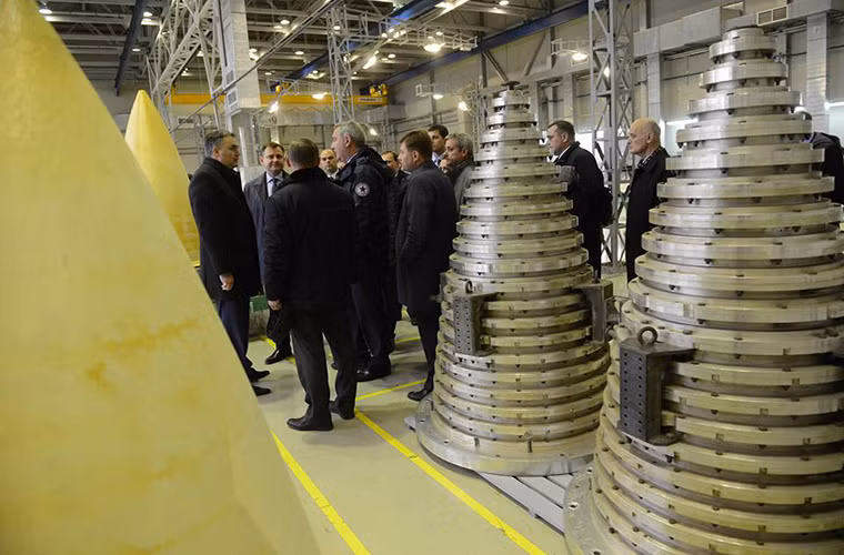 Khu xưởng này là nơi chế tạo phần mũi máy bay cho những chiếc MiG-29 và MiG-35. Nguồn ảnh: Dmitry Rogozin.