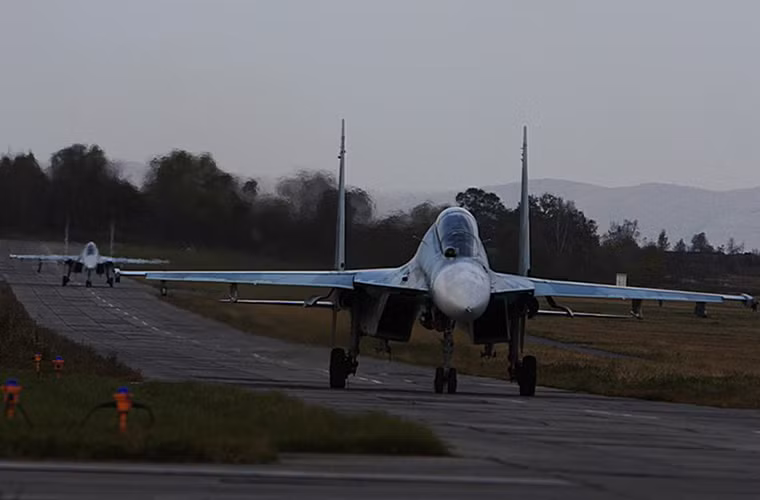 Bên cạnh Su-35, Trung đoàn không quân số 22 còn được trang bị các dòng chiến đấu cơ chủ lực khác của Không quân Nga như Su-27SM, Su-30M2 và MiG-31. Nguồn ảnh: Bộ Quốc phòng Nga