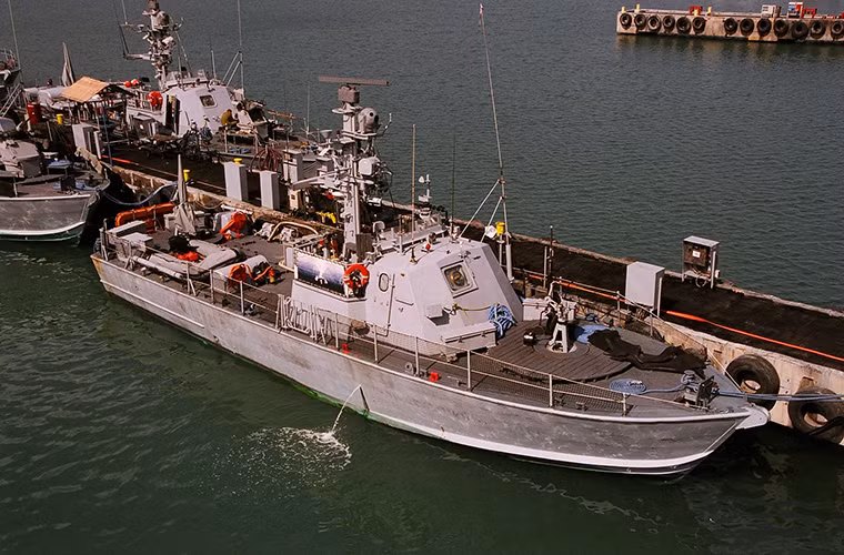 Super Dvora Mk III là biến thể mới nhất của dòng tàu tuần tra cao tốc kiêm tấn công nhanh do IAI phát triển dành cho lực lượng Hải quân Israel và được đưa vào trang bị từ năm 2004. Trước nó cũng có các biến thể Super Dvora Mk I và Mk II.