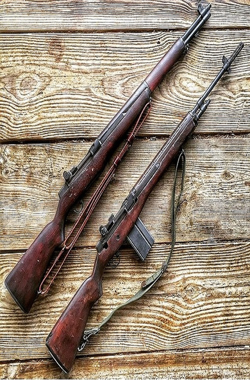 Điều bất ngờ cuối cùng là M1 Garand chính là tiền thân của mẫu súng trường M14 vốn được xem là mẫu súng trường tấn công đầu tiên của Quân đội Mỹ ở một số khía cạnh nào đó. Nhìn vào trong ảnh ta có thể thấy được sự giống nhau của hai mẫu súng trường này.
