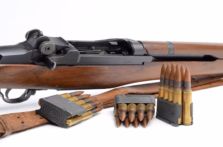 Điều này cũng tác động đến cơ số đạn của M1 Garand khi với .276 Pedersen nó có thể mang theo kẹp đạn 10 viên nhưng .30-06 Springfield thì chỉ 8 viên do có kích thước lớn hơn.