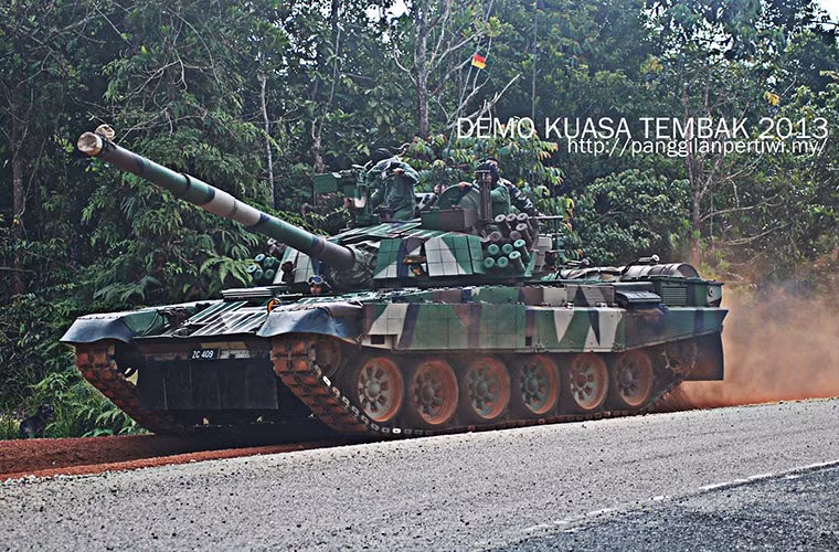 Nhìn chung cơ hội để PT-91M thể hiện khả năng của mình trên chiến trường là không cao trong bối cảnh tình hình an ninh trong khu vực hiện tại và xung đột lợi ích giữa các nước chủ yếu diễn ra trên biển. Do đó một cuộc chiến tranh tổng lực có sự tham gia của xe tăng tại Đông Nam Á sẽ khó có thể xảy ra mà nếu xảy ra đi nữa cũng không phải ở Malaysia. Nguồn ảnh: Malaysia Military Power.