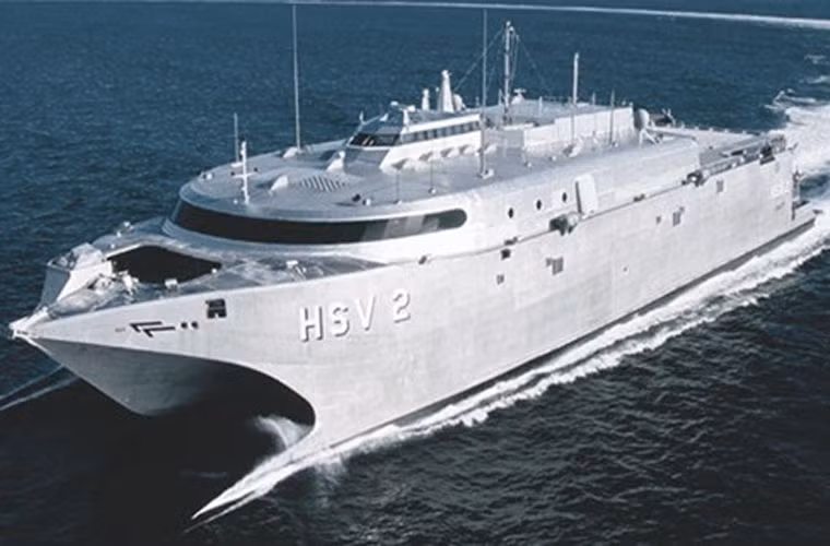 Đây là tổn thất lớn nhất trong năm nay cho đến thời điểm hiện tại của Hải quân UAE, hiện chưa rõ số liệu thương vong cụ thể, tuy bị rách bươm nhiều chỗ, cấu trúc thượng tầng bị phá hủy, nhưng kì diệu là chiếc tàu này không bị chìm. Hiện nó đã được kéo vào cầu cảng, và không rõ có thể phục hồi lại hay không.