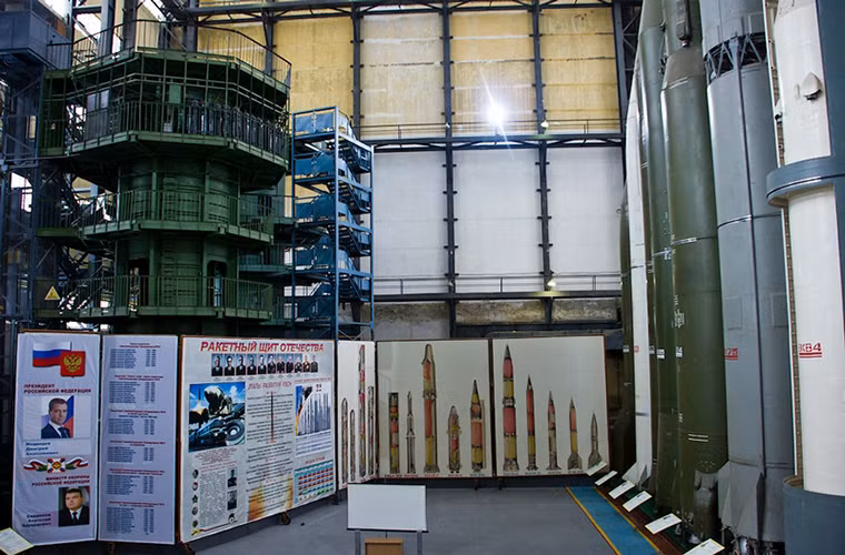 Ở một góc khác của bảo tàng này này là nơi trưng bày các dòng tên lửa đạn đạo tầm xa từng làm nên tên tuổi cho lực lượng tên lửa chiến lược Nga.